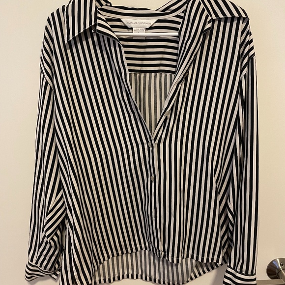 Vintage long sleeve collared button up- Black/white stripe, M - Picture 1 of 5